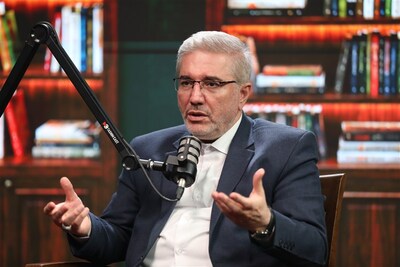 کسری بودجه «امالخبائث» است/هیچ وزیری حاضر نیست حتی یک اداره راحذف کند
